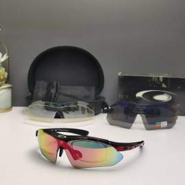Picture of Oakley Sunglasses _SKUfw66124546fw